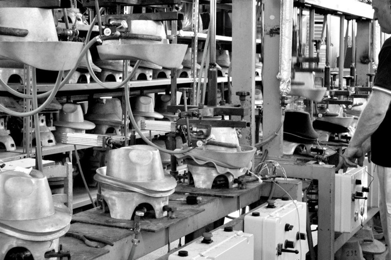 パニッツァの工場