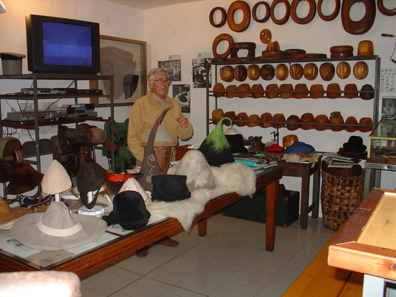 パニッツァの帽子博物館