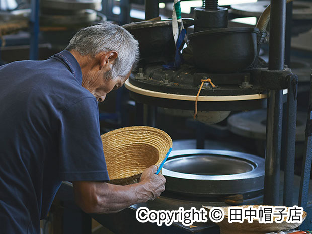 田中帽子店の麦わら帽子ができるまで