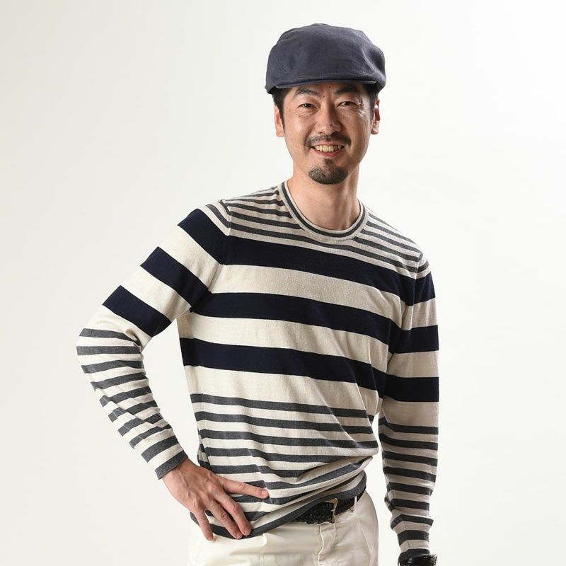 フェイルスワースのハンチング Irish Linen Cap（アイリッシュリネン キャップ）ネイビーのモデル写真