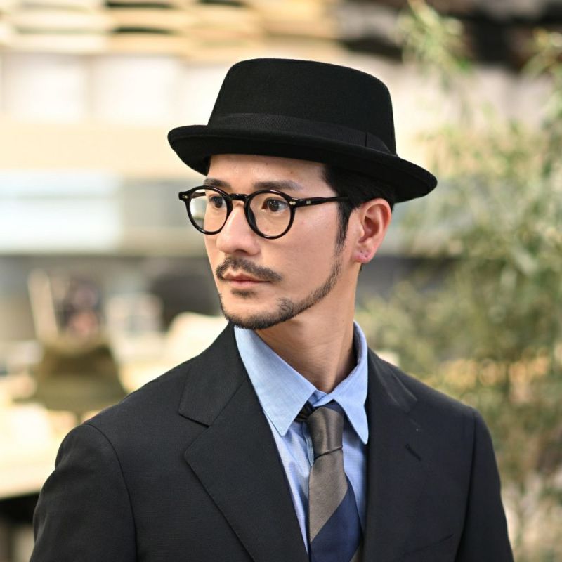 ビガリのポークパイハット PLATITO（プラティート）ブラック