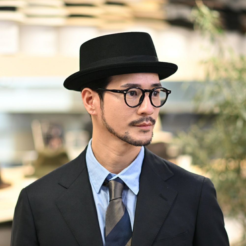 ビガリのポークパイハット PLATITO（プラティート）ブラック