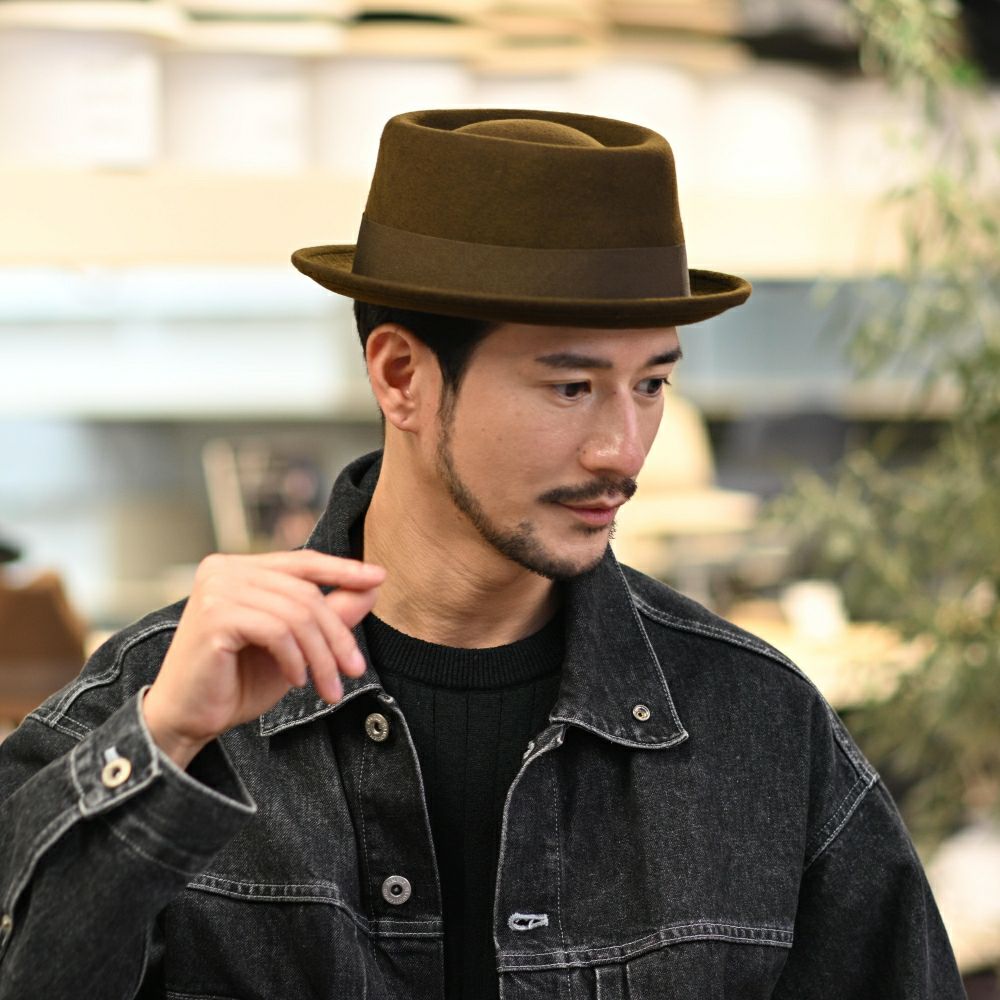 ビガリのポークパイハット PLATITO（プラティート）チョコレート