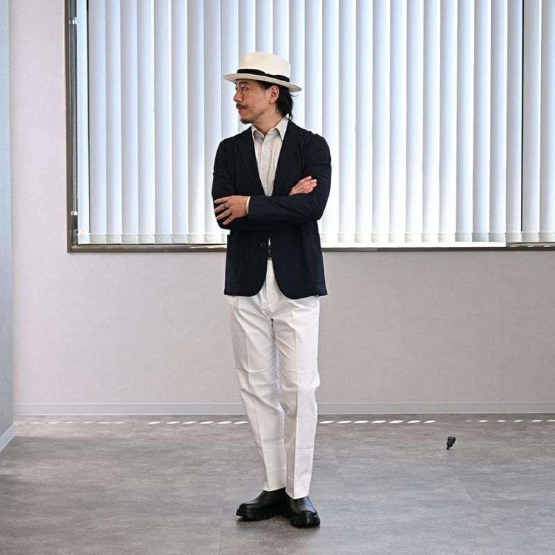 ビガリのパナマハット QUICKSTEP PANAMA（クイックステップ パナマ）ホワイトのモデル写真