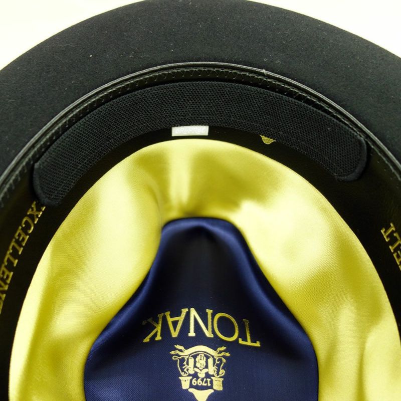 帽子用汗止め消臭・制菌ライナー（ショート）使用例