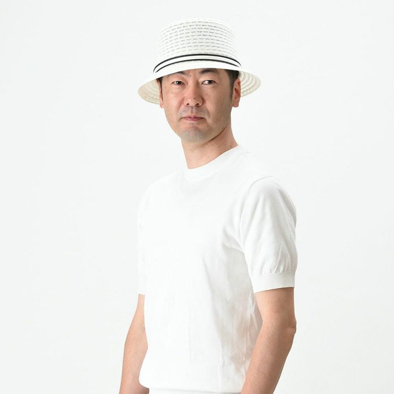 ボルサリーノのブレードハット Barid Bucket Hat（ブレード バケットハット） 141217 ホワイトのモデル写真