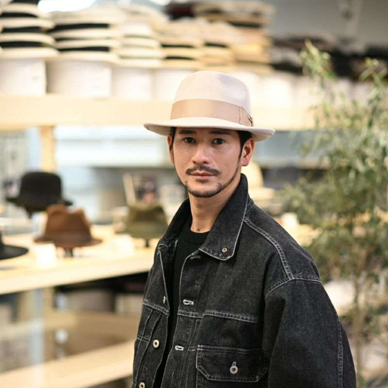 ビガリのフェルトハット PLOMO（プロモ） クリーム