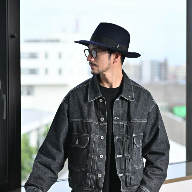 ボルサリーノのフェルトハット Q.S. Folar Rasato（Q.S. フォラール ラザート） 110757 ネイビーのモデル写真