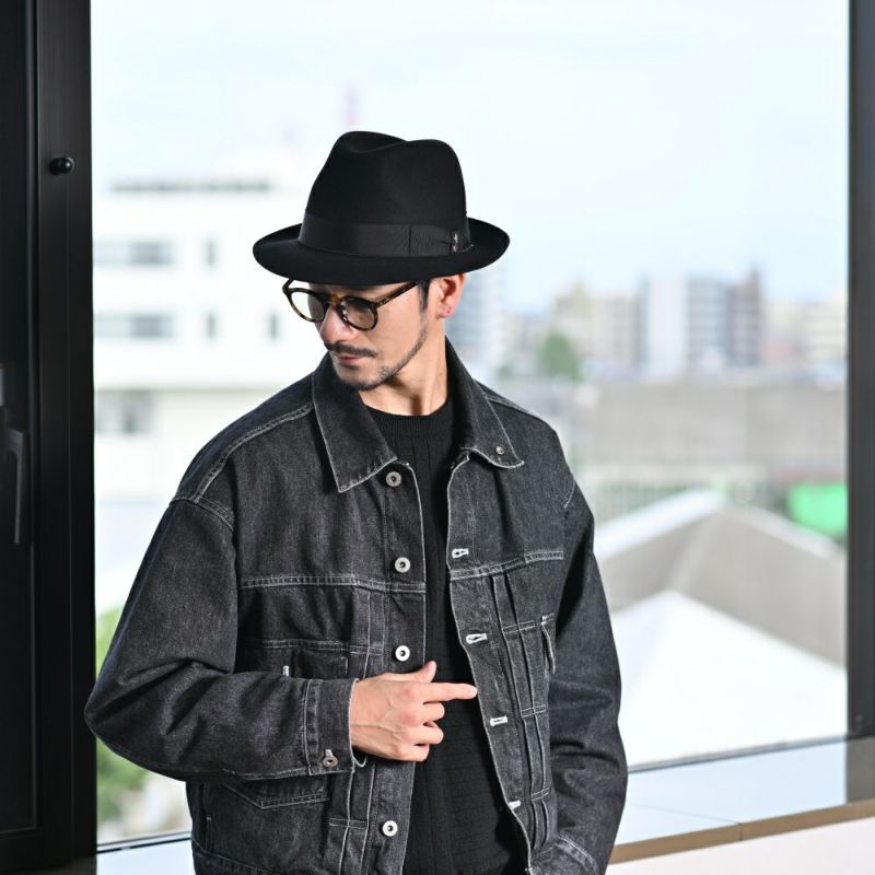 ボルサリーノのフェルトハット Q.S. Charlait Rasato（Q.S. シャルレイ ラザート） 111160 ブラックのモデル写真