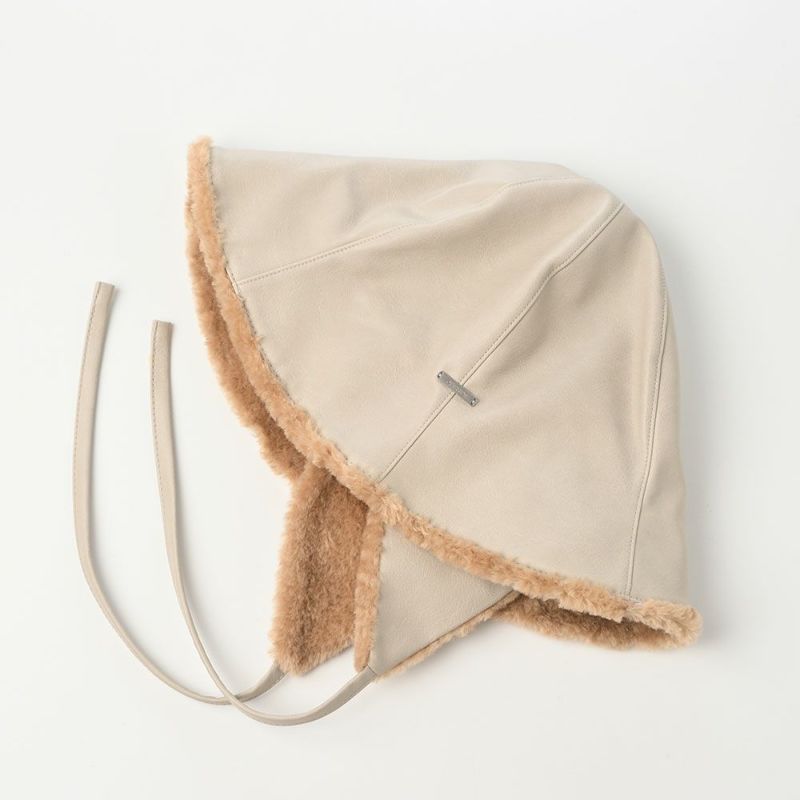 オーバーライドのバケットハット OR FAKE LEATHER FLAPHAT SGP（フェイクレザー フラップハット） ライトベージュ