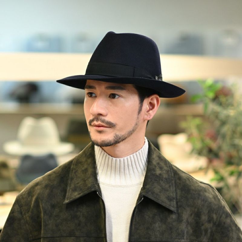 ボルサリーノのフェルトハット Q.S. Anello Rasato（Q.S. アネロ ラザート） 114336 ネイビー
